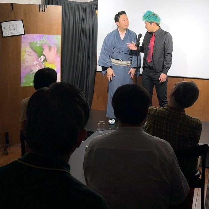 東新宿のカフェで起きた、小さな奇跡 ～落語家と地下芸人